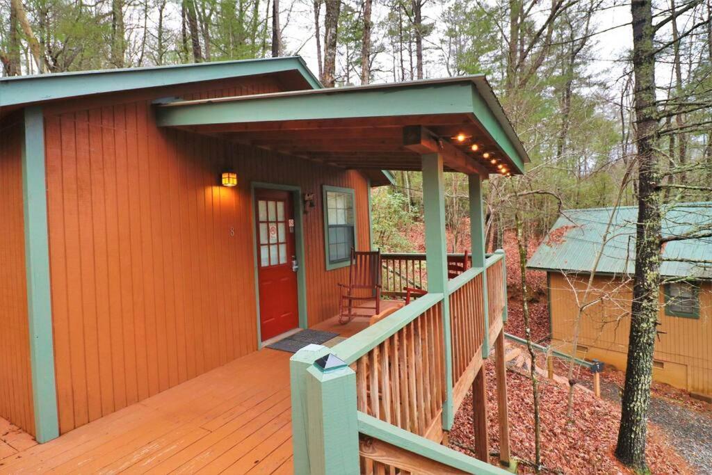 Alpine Mountain Sweetheart Cabin Jacuzzi #8 Хелен Экстерьер фото